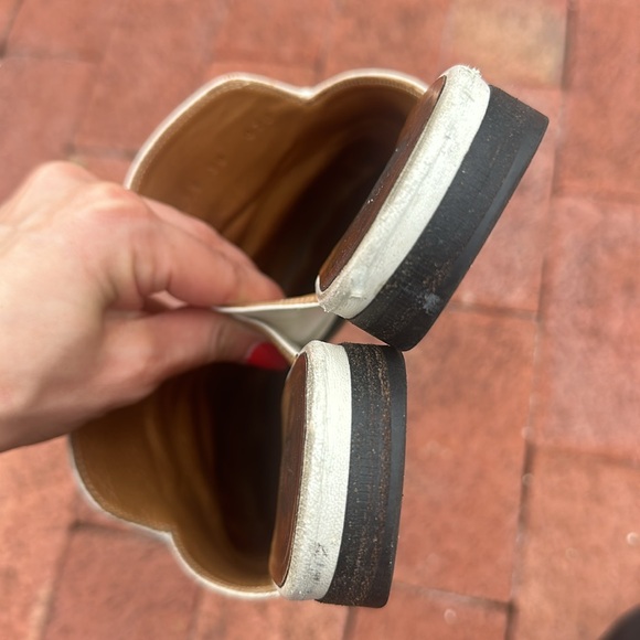 Gucci Princetown Loafer- White - Picture 15 of 15